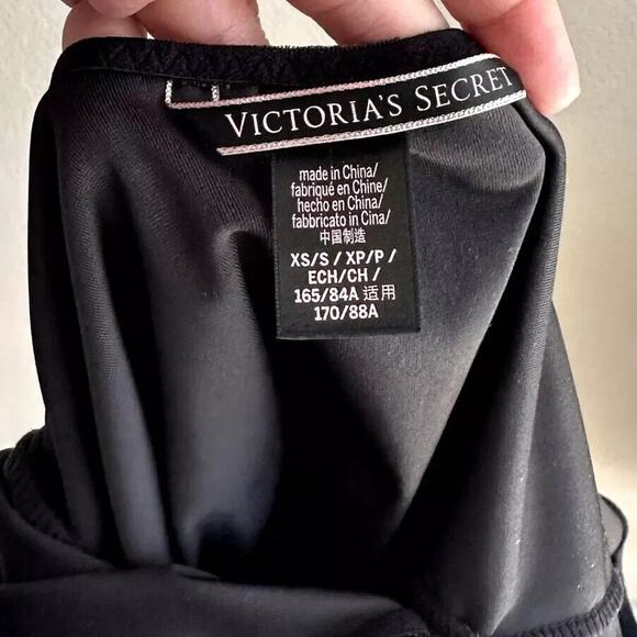 Victoria's Secret Plunge Neck Crushed Velvet Bodysuit XS/S Witchy Goth Sexy Punk - Picture 7 of 8